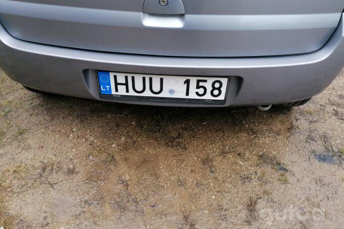 HUU158