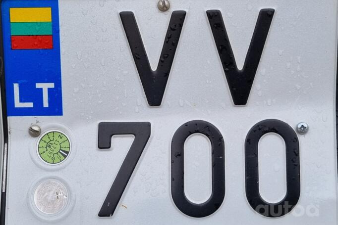 VV700