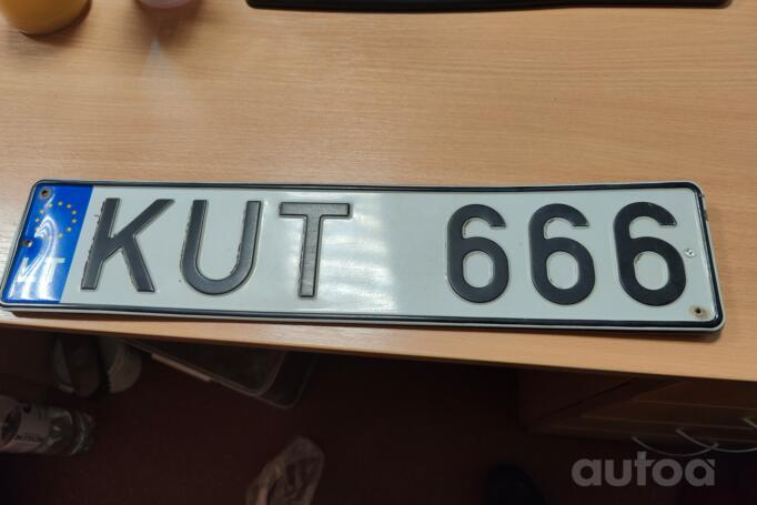 KUT666