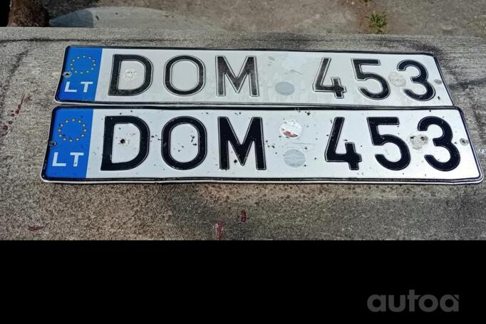 DOM453