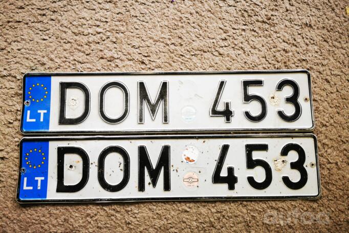 DOM453