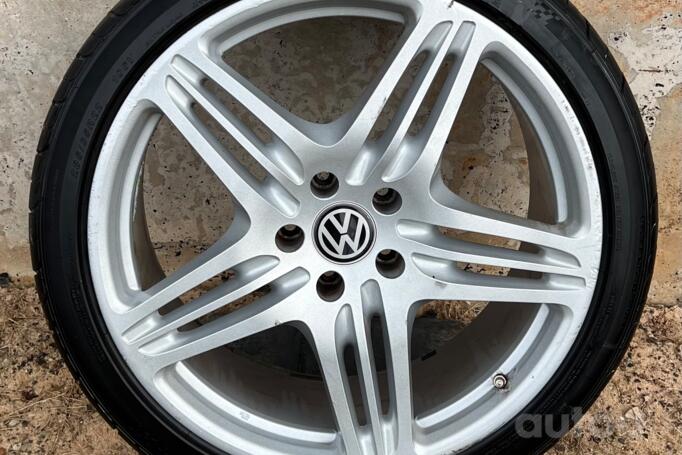 VW Touareg, light alloy