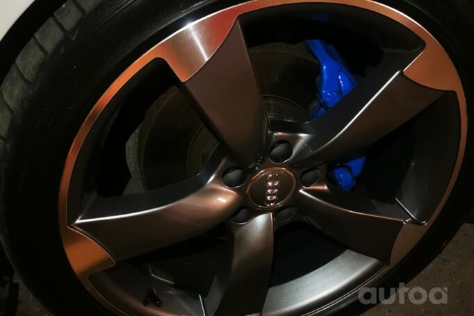 Audi, light alloy