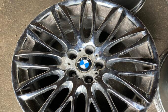 Bmw, light alloy