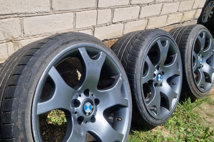 BMW, light alloy