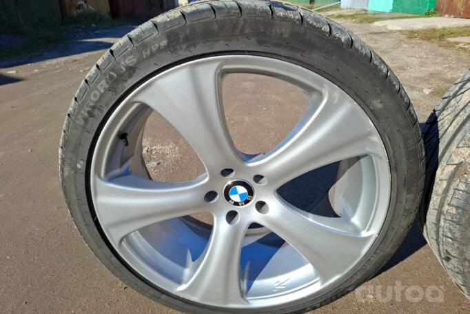 Bmw, light alloy