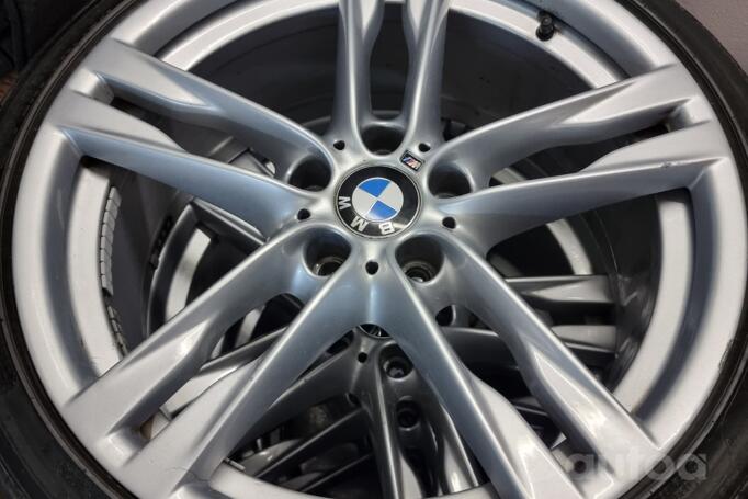 Bmw, light alloy