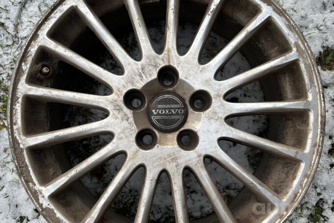 Volvo, light alloy