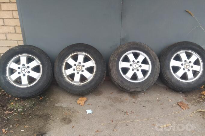 Mercedes benz, light alloy