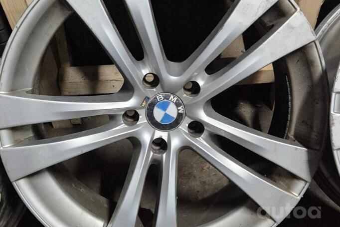 Bmw, light alloy