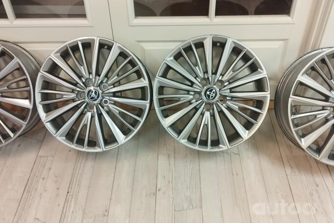 Toyota, light alloy