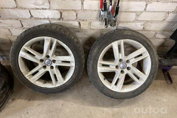 Volvo, light alloy