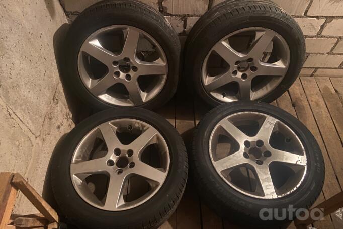 Volvo, light alloy