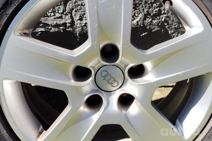 Audi, aliaj ușor