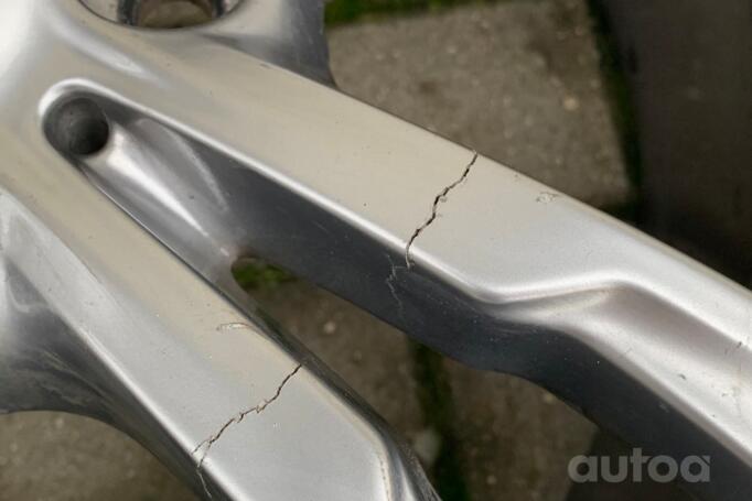 Bmw, light alloy