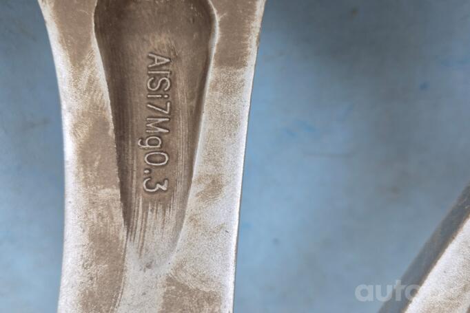Bmw, light alloy