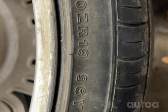 Bmw, light alloy