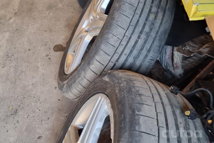 Mercedes, light alloy
