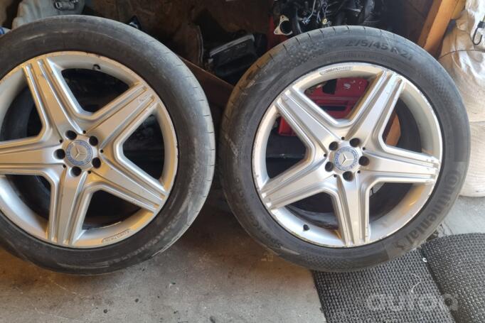 Mercedes, light alloy