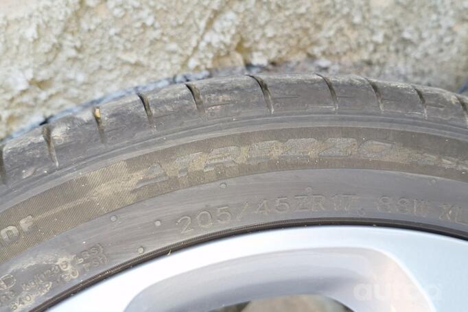 Kia, light alloy