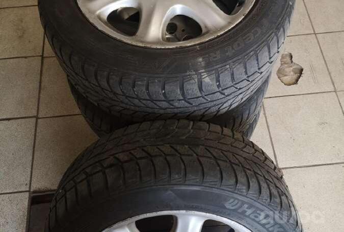 Mercedes, aliaj ușor