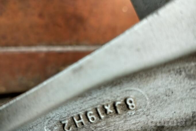 Bmw, light alloy