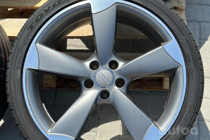Audi, light alloy