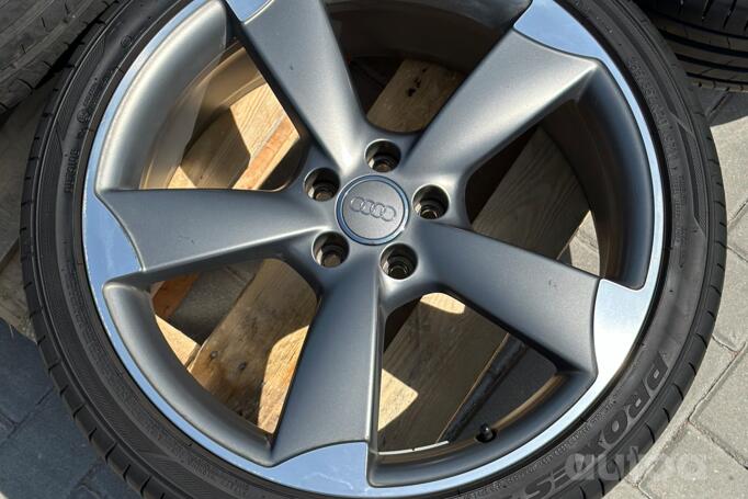 Audi, light alloy