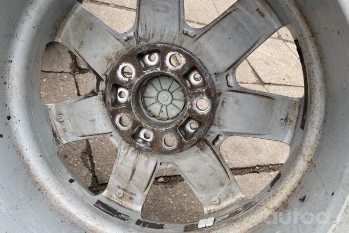 Bmw, light alloy