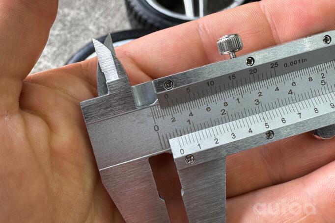 Mercedes - Benz, light alloy