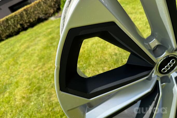 Audi, light alloy