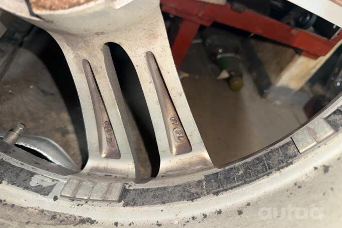 Bmw, light alloy