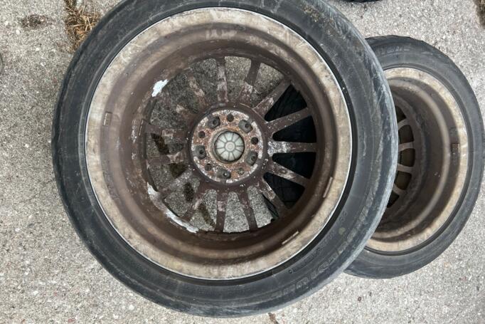 Bmw, light alloy