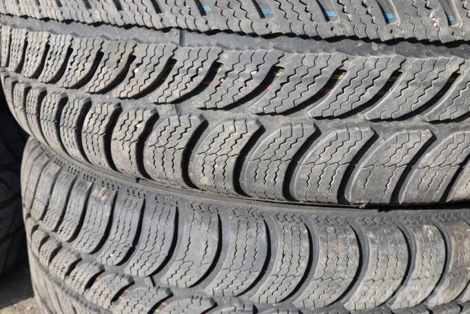 Mercedes Benz, light alloy