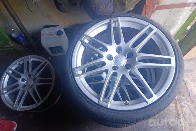 Audi, light alloy