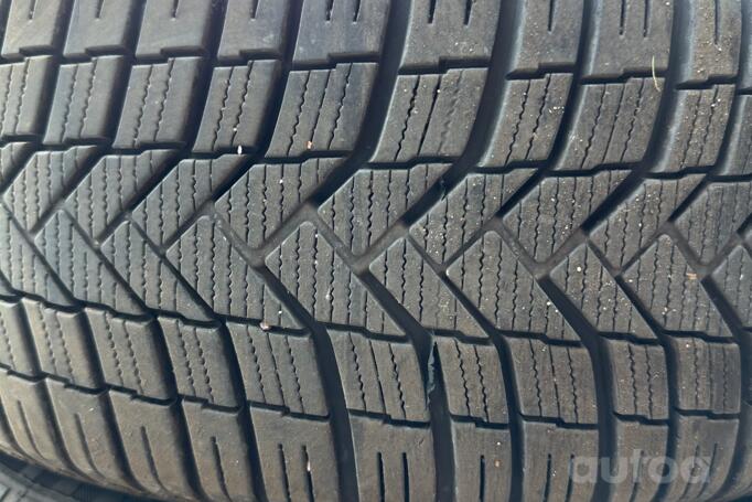 BMW E87, light alloy