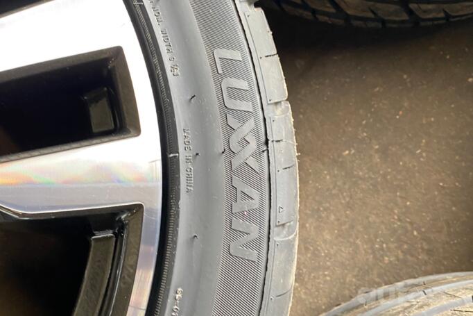 Bmw, light alloy