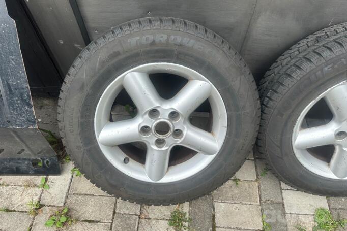 Nissan, aliaj ușor