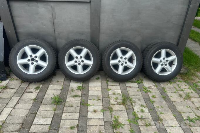 Nissan, aliaj ușor