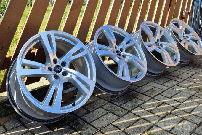 Audi, light alloy