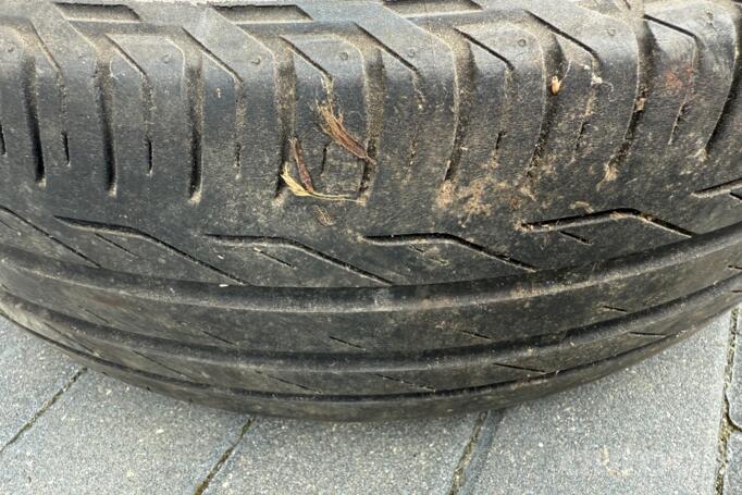 Mercedes, light alloy