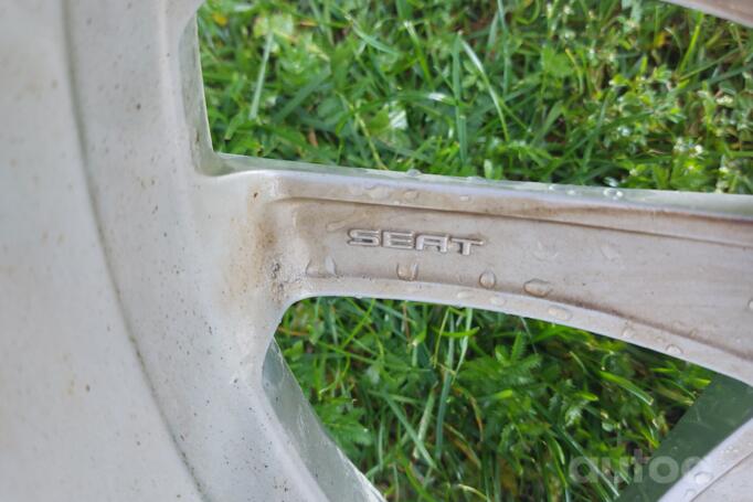 Audi, aliaj ușor