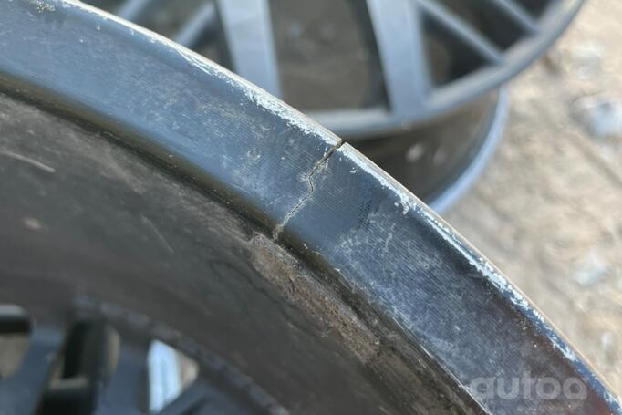 Audi VW Replikos, aliaj ușor