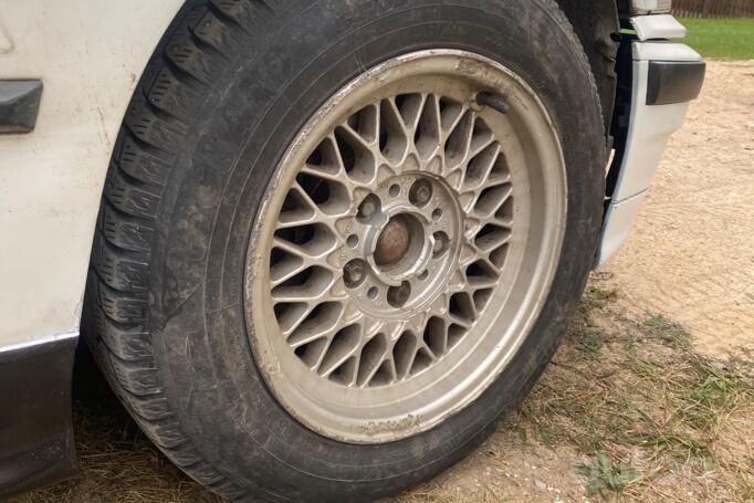 Bmw, light alloy