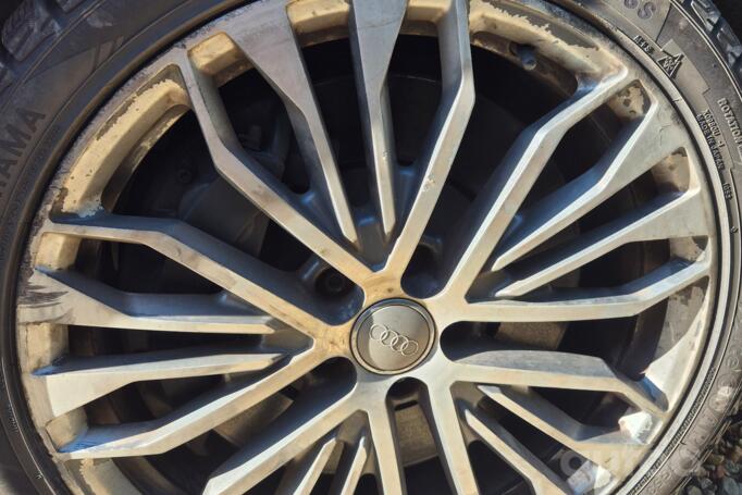 Audi, light alloy