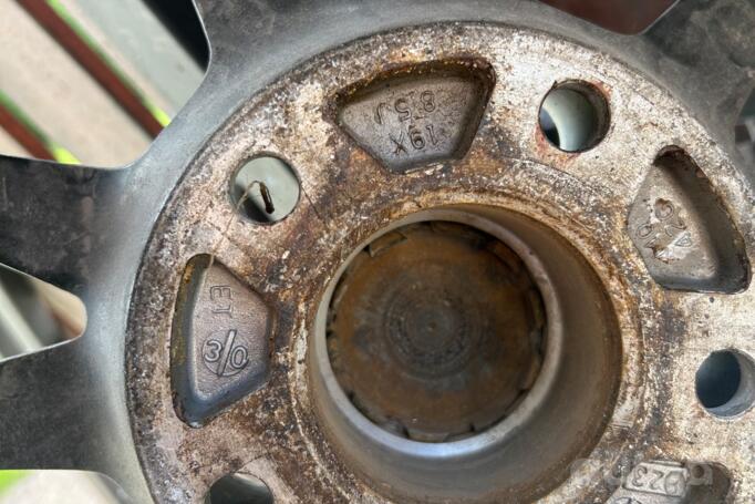 BMW, light alloy