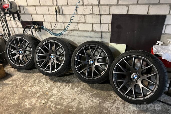 Bmw, light alloy