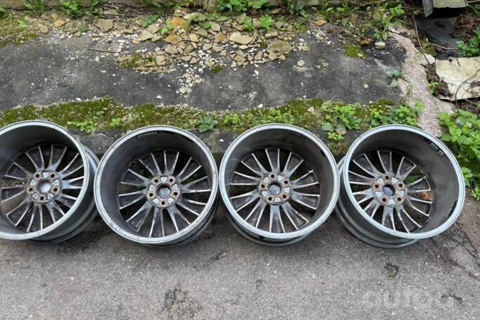 Volkswagen, aliaj ușor