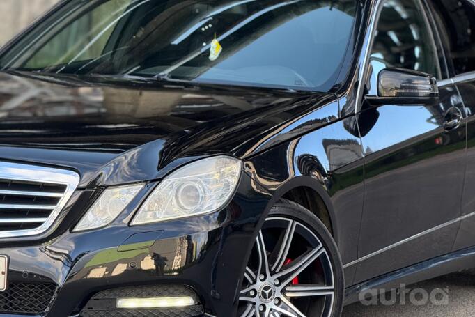 Mercedes, light alloy