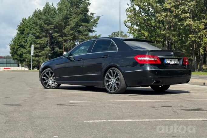 Mercedes, light alloy